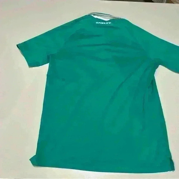 Oakley Green Drifit Collared Shirt Size Small - Picture 2 of 3